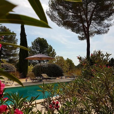 Les Mazets Du Luberon Bed and Breakfast Puget Εξωτερικό φωτογραφία