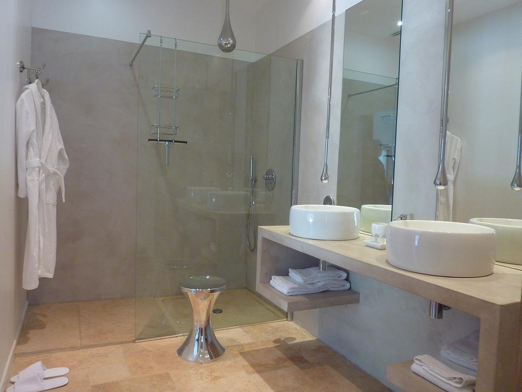 Les Mazets Du Luberon Bed and Breakfast Puget Δωμάτιο φωτογραφία