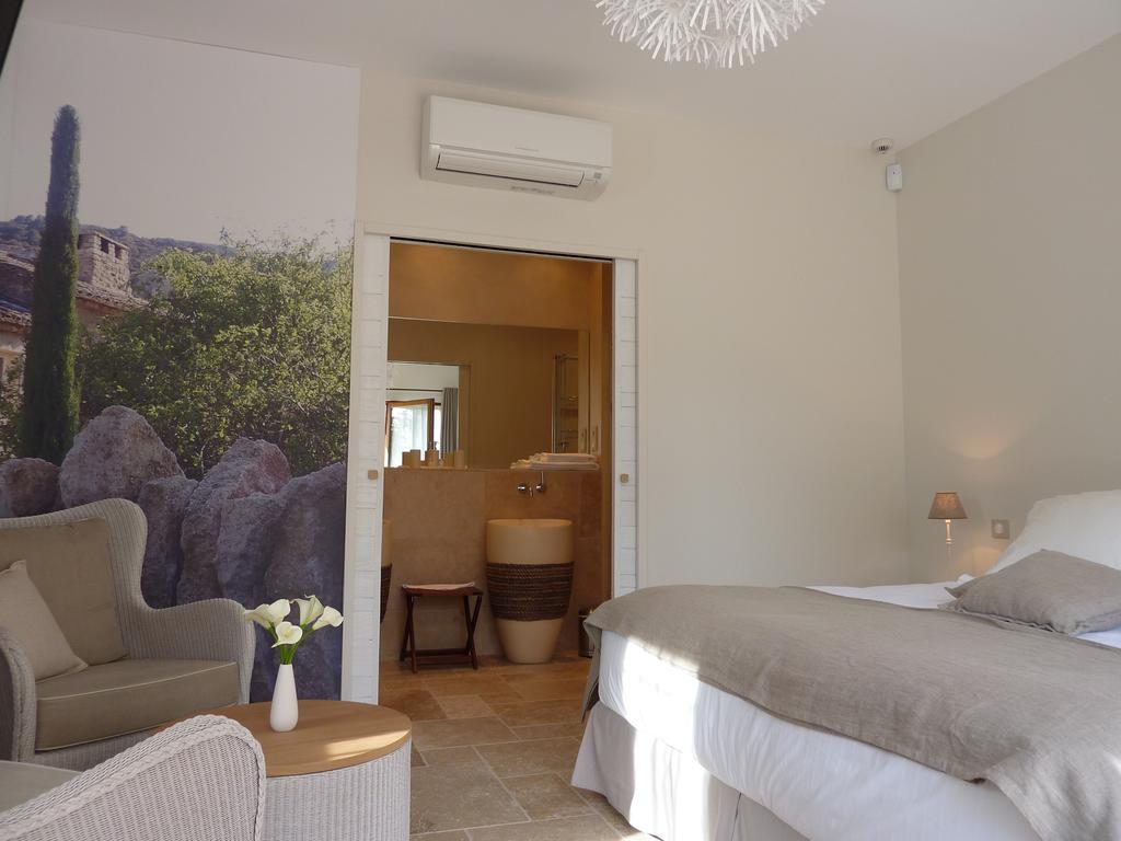 Les Mazets Du Luberon Bed and Breakfast Puget Δωμάτιο φωτογραφία