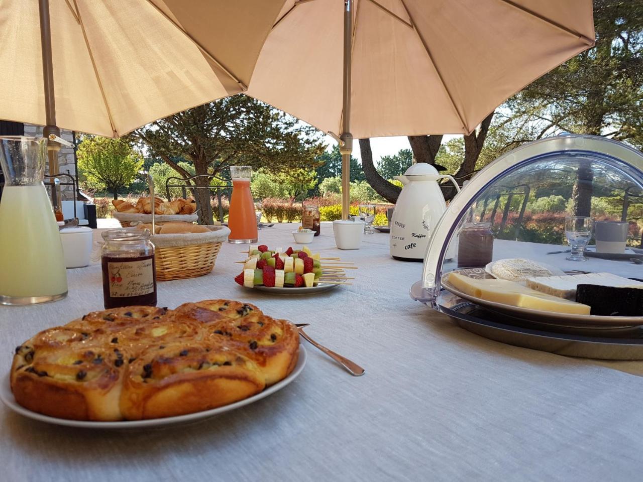 Les Mazets Du Luberon Bed and Breakfast Puget Εξωτερικό φωτογραφία