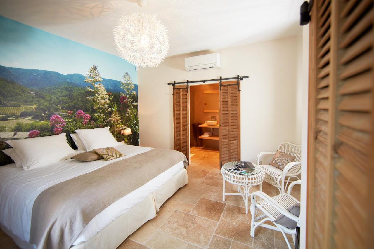 Les Mazets Du Luberon Bed and Breakfast Puget Εξωτερικό φωτογραφία